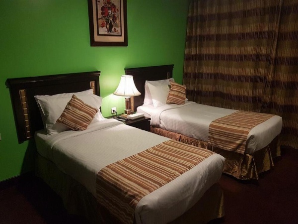 City Hotel image 2